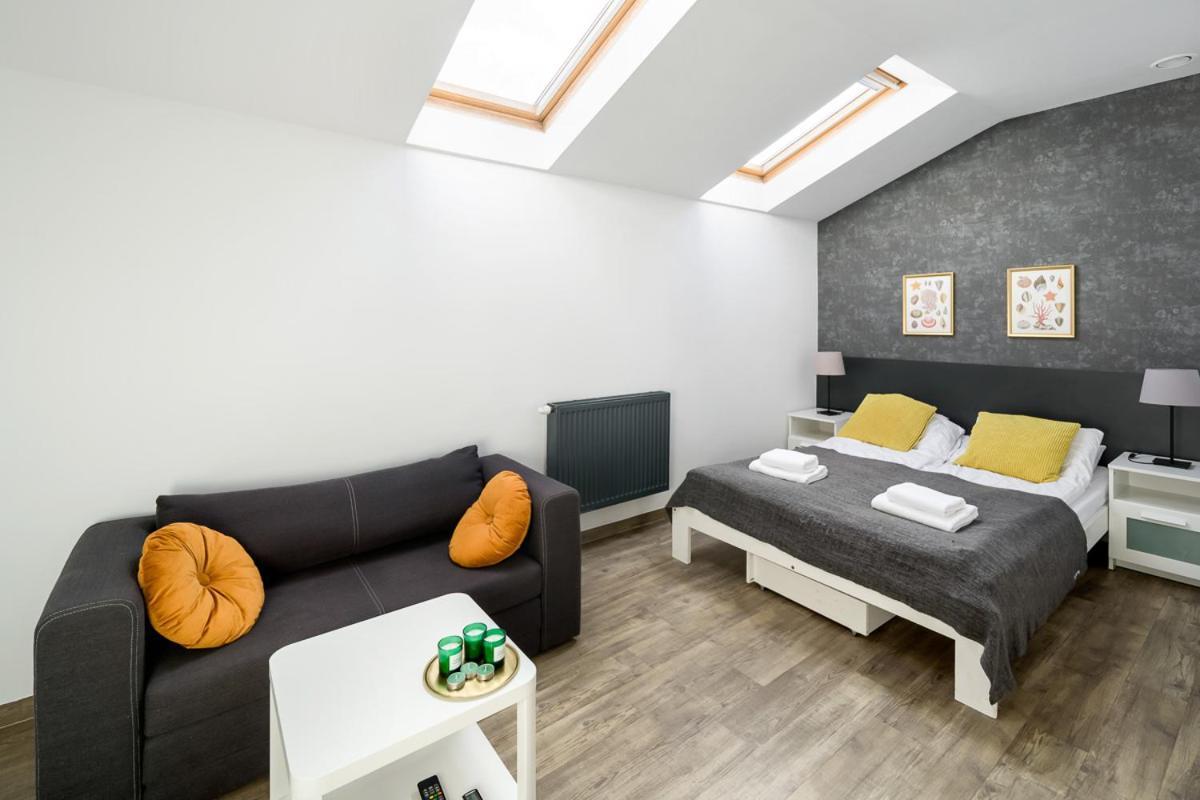Modern Apartment In The Very Central Location 18 クラクフ エクステリア 写真
